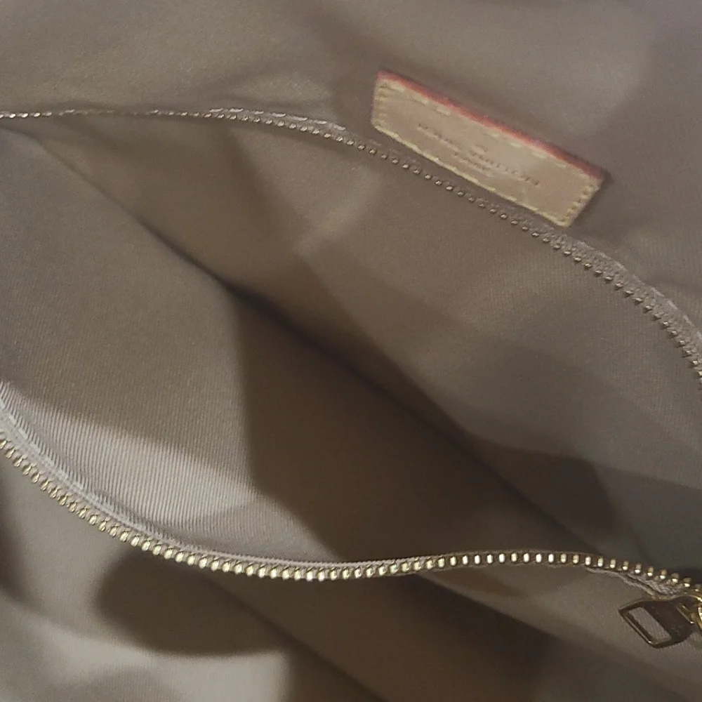 LV Graceful PM - Picture 12 of 16